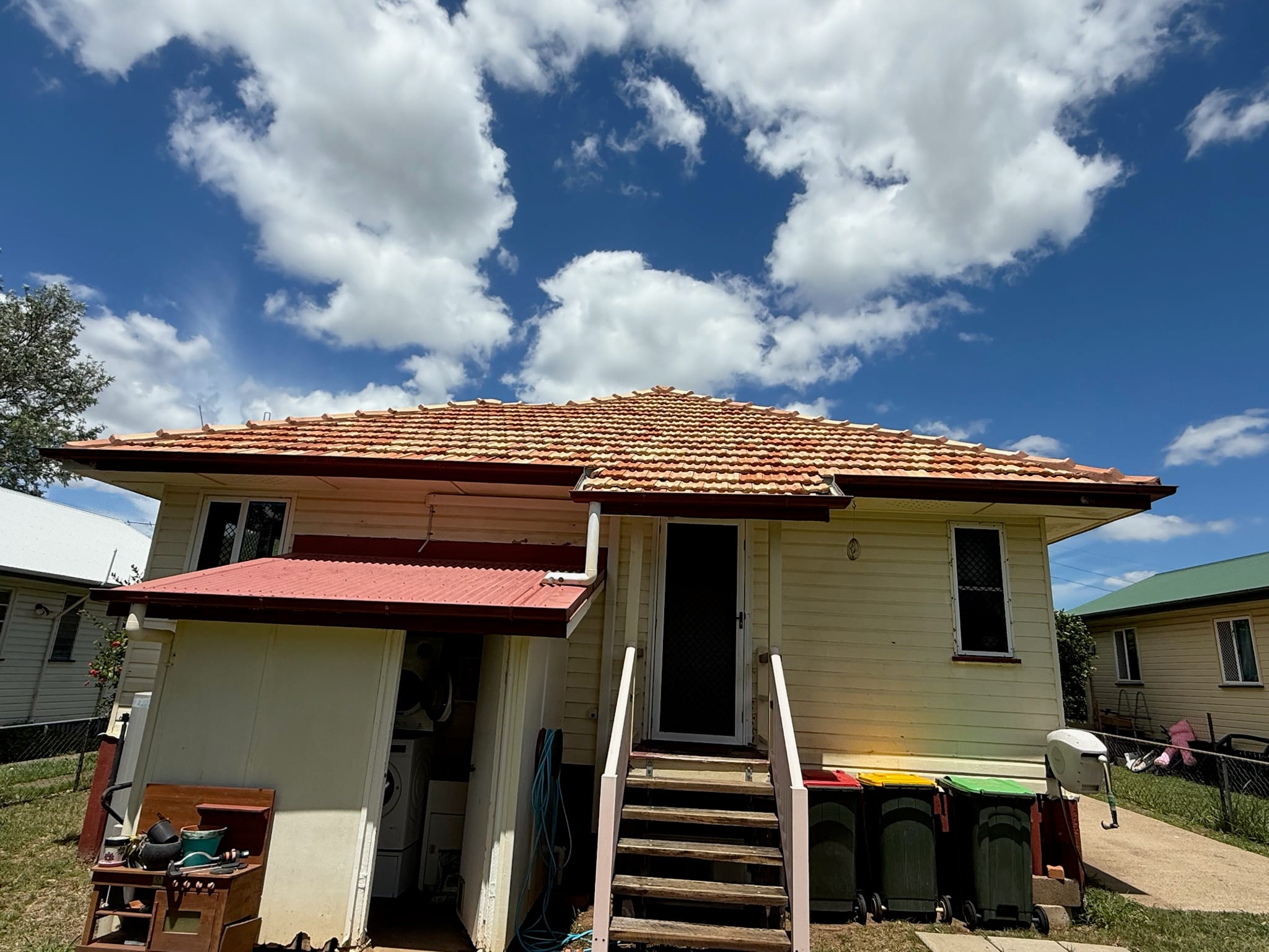 Mount Gravatt East House wash After
